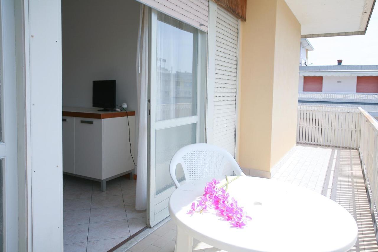 Villa Sanian Bibione Exterior foto